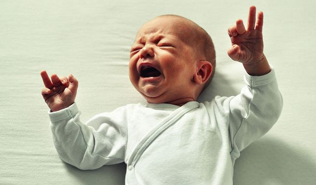 Bebeklerde kolik nedir? Kolik nasıl tedavi edilir?