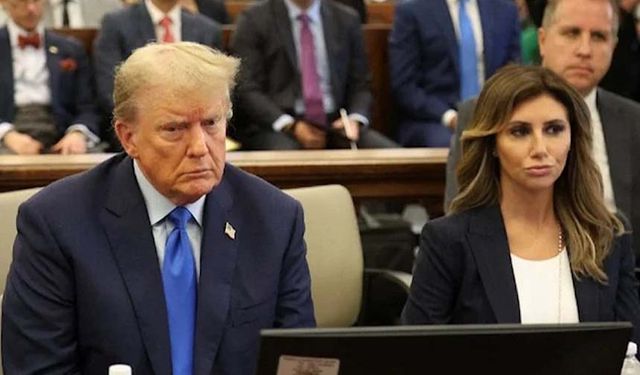 Donald Trump dolandırıcılık suçlamasıyla hakim karşısına çıktı