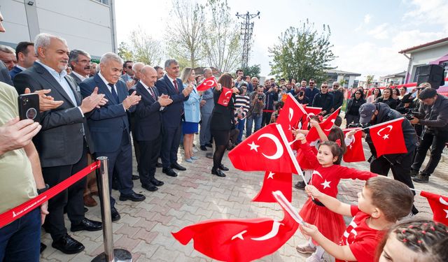 İZELMAN'ın 13'üncü anaokulu Torbalı'da törenle açıldı