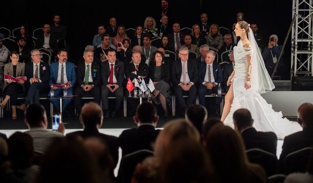 Başkan Soyer,  IF Wedding Fashion İzmir'de konuştu: Hedef daha fazla ihracat