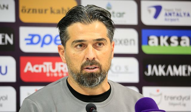 İlhan Palut, Antalyaspor maçı sonunda açıklamalar yaptı