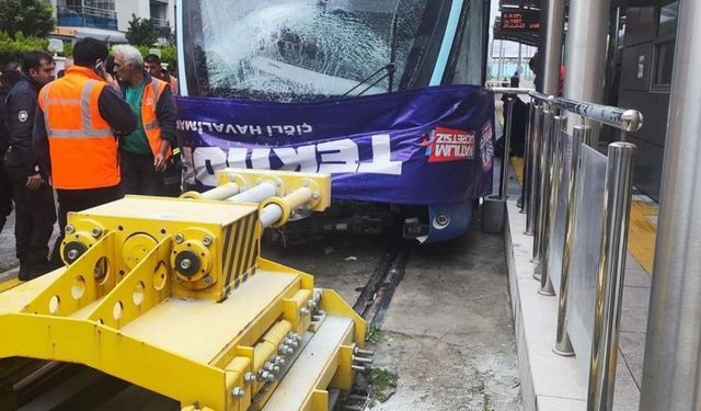 Mavişehir'de tramvay kazası!