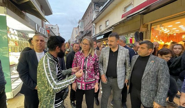 AK Partili Çankırı’dan CHP’li Başkan Soyer’e: Hadi gel yürü bakalım burada!