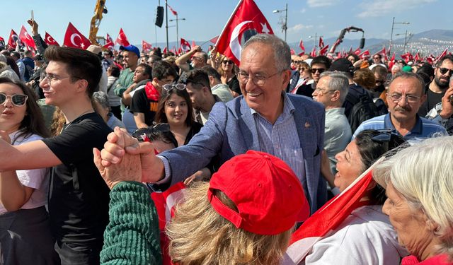 İzmir Büyükşehir Belediye Başkan aday adayı Atila Sertel: Halkın Başkanı olacağım
