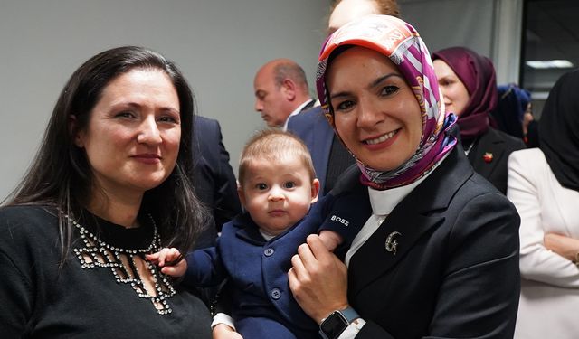 Aile ve Sosyal Hizmetler Bakanı Göktaş, Cenevre’de Türklerle bir araya geldi