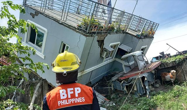 Filipinler'de 7,6 büyüklüğündeki depremde 1 kişi hayatını kaybetti