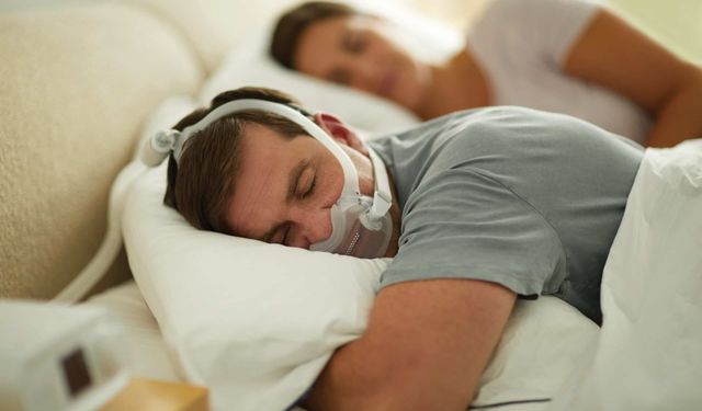 Uyku apnesi: Geceleri nefes kesiliyor, gündüzleri uykusuzlukla mücadele