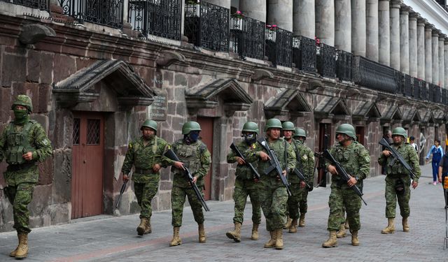 Ekvador’da çete üyeleri 10 kişiyi öldürdü