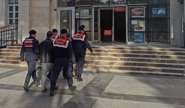 Jandarma ekipleri 7 suçluyu yakaladı