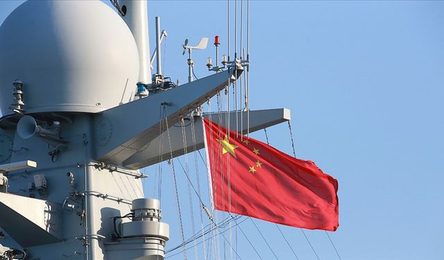Çin, Filipinler-ABD ortak devriyesini izlemek üzere Güney Çin Denizi'ne askeri kuvvet gönderdi