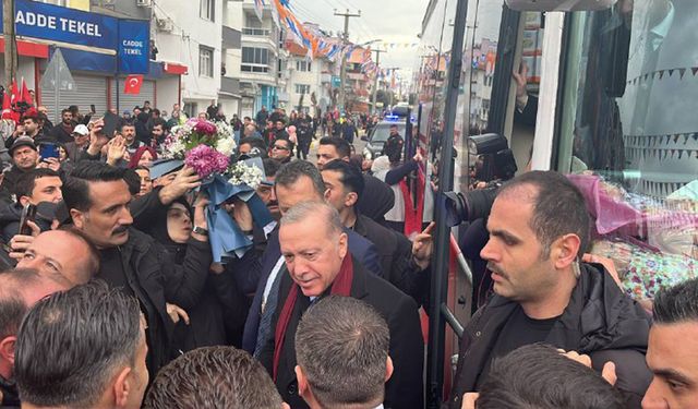 Cumhurbaşkanı Erdoğan'a Balıkesir'de sıcak karşılama