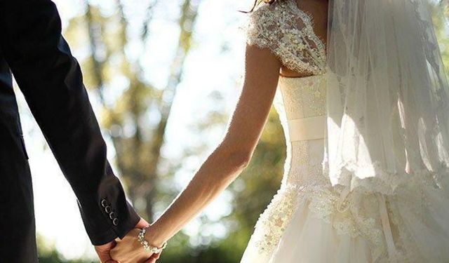Evliliğe giden yolda partnerinizle paylaşmanız gereken 7 önemli konu
