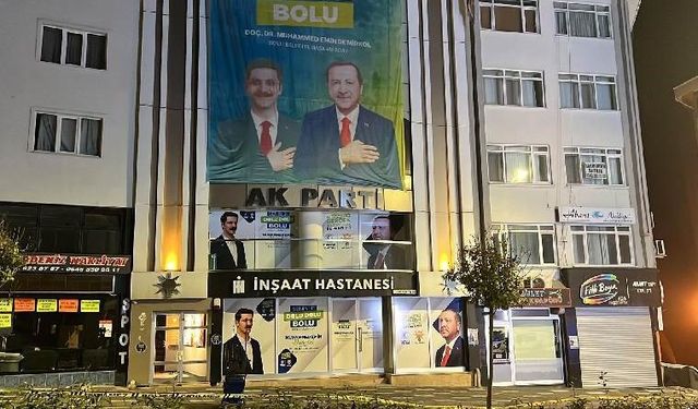 AK Parti il binası önünde şüpheli paket paniği!