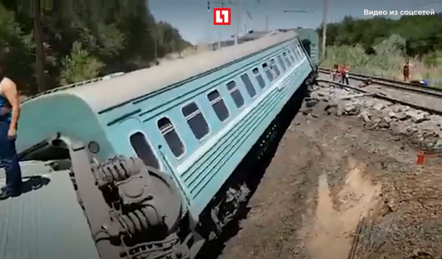 Kazakistan’da tren kazası: 8 vagon raydan çıktı