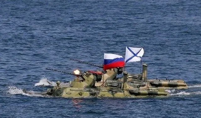 Savaşta gerilim arttı: Ukrayna iki Rus gemisini vurdu