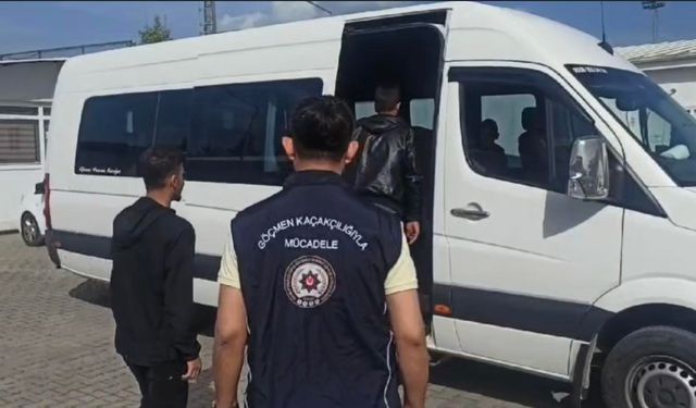 9 kaçak göçmen yakalandı 1 organizatör tutuklandı