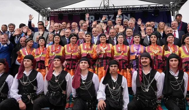 Bakan Uraloğlu, Ankara'daki Trabzon Tanıtım Günleri'ne katıldı