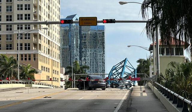 Florida’da vinç aracın üstüne düştü: 1 ölü