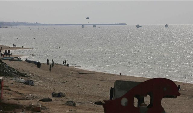 ABD, Gazze kıyısına iskele inşasına başladı