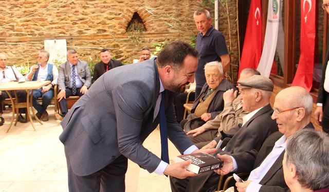 Başkan Mustafa Turan, Köy Enstitüleri mezunlarıyla buluştu