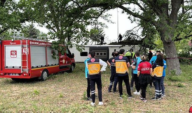 Kırklareli'nde yolcu otobüsü devrildi... 11 kişi yaralandı