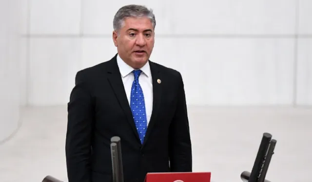 CHP'de yeni grup başkanvekili Murat Emir oldu!