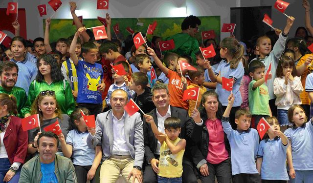 Yeniköy Kemerköy Enerji’den; Milaslı çocuklara 23 Nisan’da gezici tiyatro hediyesi