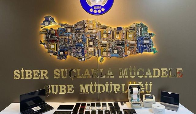 İzmir'de internet sitesi dolandırıcılarına operasyon: 7 tutuklama
