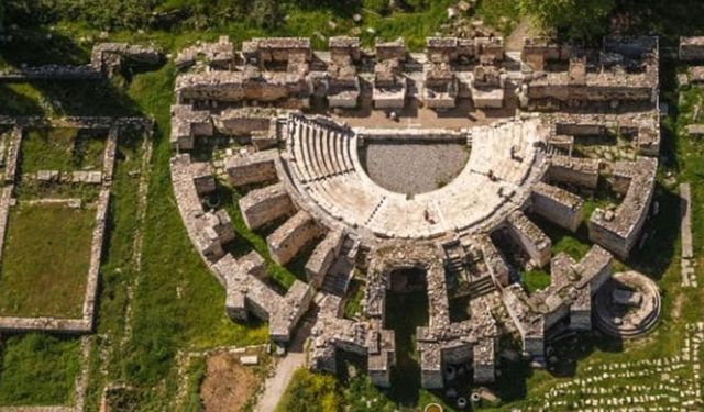 Efes’ten sonra en büyük antik kent | Ara Güler’in fotoğraflarıyla keşfedildi