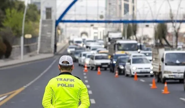 İzmir haftalık trafik denetleme raporu yayınlandı | 25 bini aşkın idari para cezası tutanağı düzenlendi