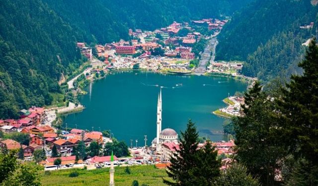 Uzungöl: Trabzon’un göz alıcı doğasında unutulmaz bir seyahat