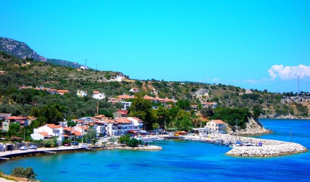 Karaburun’un pekmeziyle meşhur köyü! Huzur dolu doğası cezbediyor