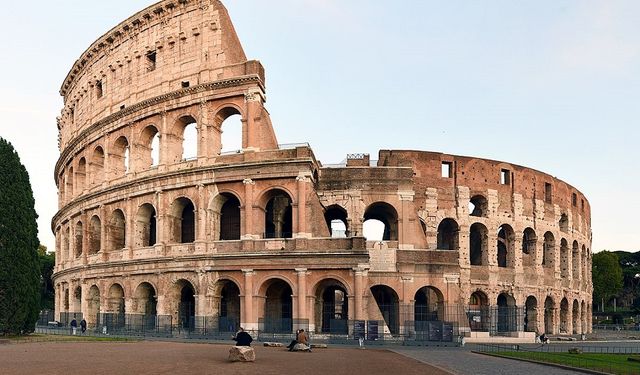 İzmir’in yanı başında 1800 yıllık tarih! Yapı olarak Roma’nın Kolezyumu’na benziyor