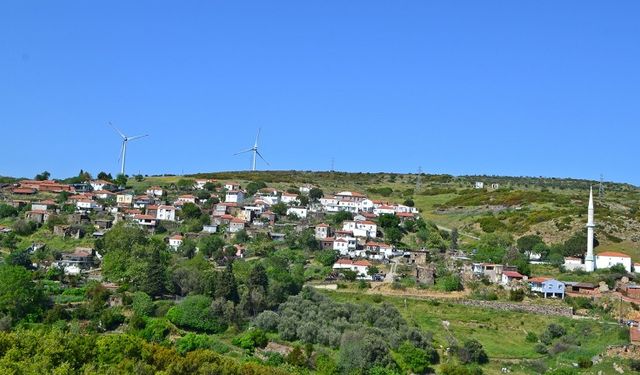 Bu köyde 100 kişi bile yok! İzmir’in 400 yıllık Türkmen köyü, gelenekleriyle dikkat çekiyor