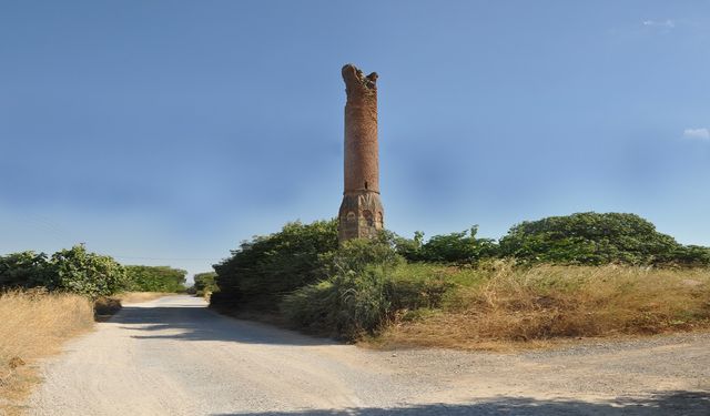 Tüm İzmirliler burayı bilse de hikayesini bilene çok az rastlanıyor | Tarihin sırlarla dolu sanığı