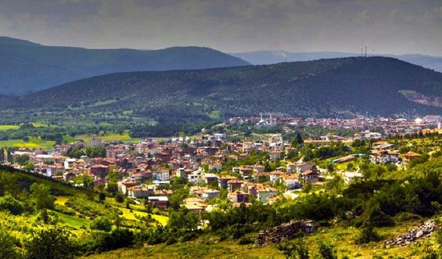 Zengin orman örtüsü ve kaplıcalarıyla Bursa’nın cenneti: Turistler akın ediyor