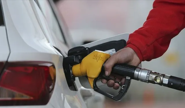 Benzine zam geldi, tabela değişti! İşte 15 Temmuz 2026 güncel benzin, motorin ve LPG fiyatları