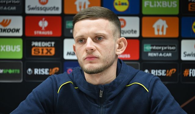 Fenerbahçe’nin yıldızına dev talipler! Polonyalı futbolcunun bonservis bedeli dudak uçuklattı!