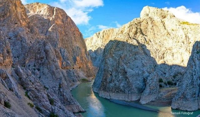 İzmir merkeze yarım saat uzaklıkta! Gaziemir’in yemyeşil doğasının içinde eşsiz bir kanyon