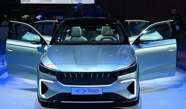 Togg’un sedan modeli T10F’in özellikleri tanıtıldı! Çift motorlu 435 beygir gücüyle dikkat çekti