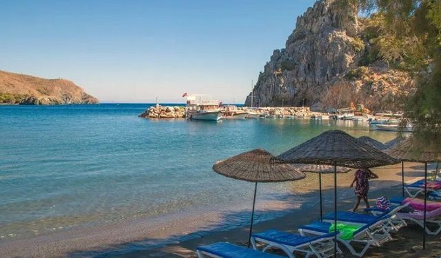 Ne Akyaka ne de Foça! İzmir'de berrak deniziyle büyülüyor: Giden dönmek istemiyor