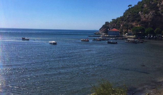 İzmir’in saklı termal mirası! Seferihisar’da mevsime meydan okuyan kaynak: Ahmetçi Hamamı neden bu kadar sıcak?