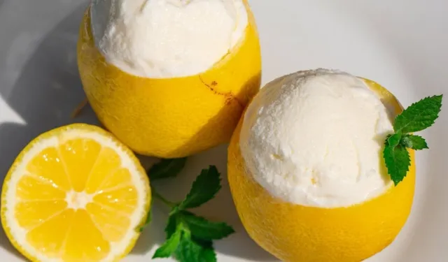 Yoğurt ve limon buluşuyor, ortaya kaşık kaşık yenen yaz lezzeti çıkıyor! Deneyen tarif istiyor