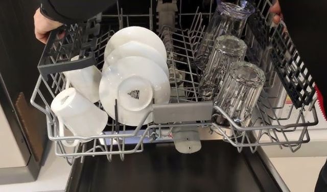 O hatayı siz de yapıyorsunuz! Işıl ışıl temizlik için bulaşık makinesinde yapılmaması gerekenler