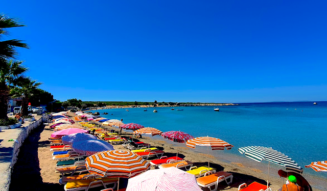 İzmir’in Çeşme’sine rakip: Hem ucuz hem ulaşımı kolay bu sahil köyünü hâlâ kimse bilmiyor!