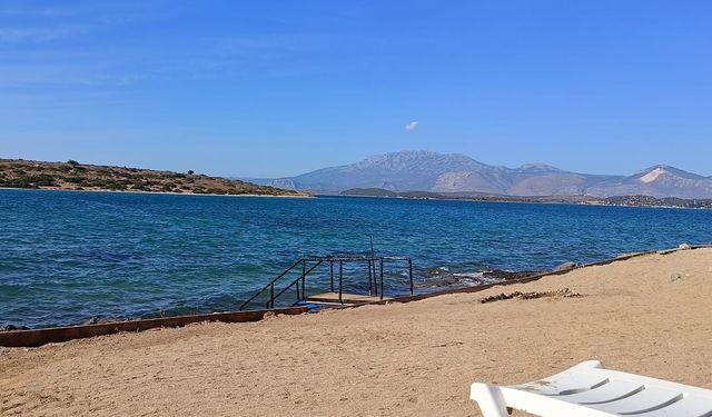 Ne Çeşme ne Urla! Huzur bu plajda sizi bekliyor