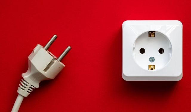 ADM Elektrik Denizli’yi uyardı! Haftanın başında 4 ilçede elektrik kesintisi: Merkezefendi ve Çivril dikkat
