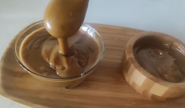 Tahini böyle kullanan helvayı unuttu! Tatlı krizine 5 dakikalık çözüm