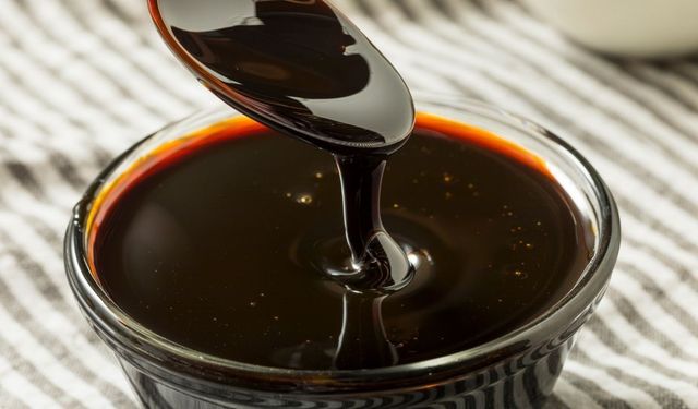 Pekmezin faydaları neler? Kahvaltı sofralarının vazgeçilmezi bakın vücuda nasıl destek oluyor