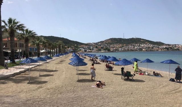 Ne Çeşme ne  Karaburun! Ücretsiz ama denizi cam gibi: Denize gir, sahilde yürü, tatilin keyfini çıkar